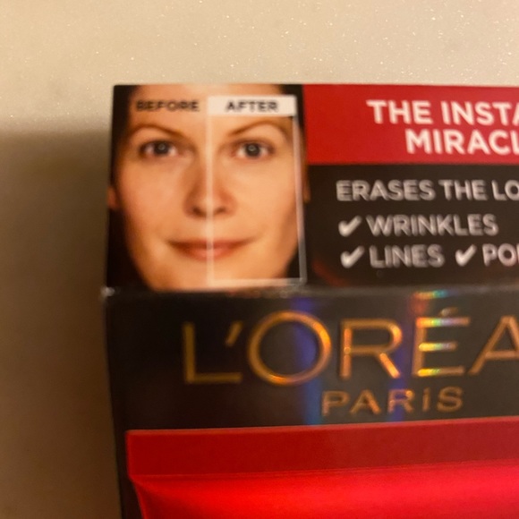 Miracle Blur revitalift L’Oréal Paris NEW SEALED - Picture 6 of 8